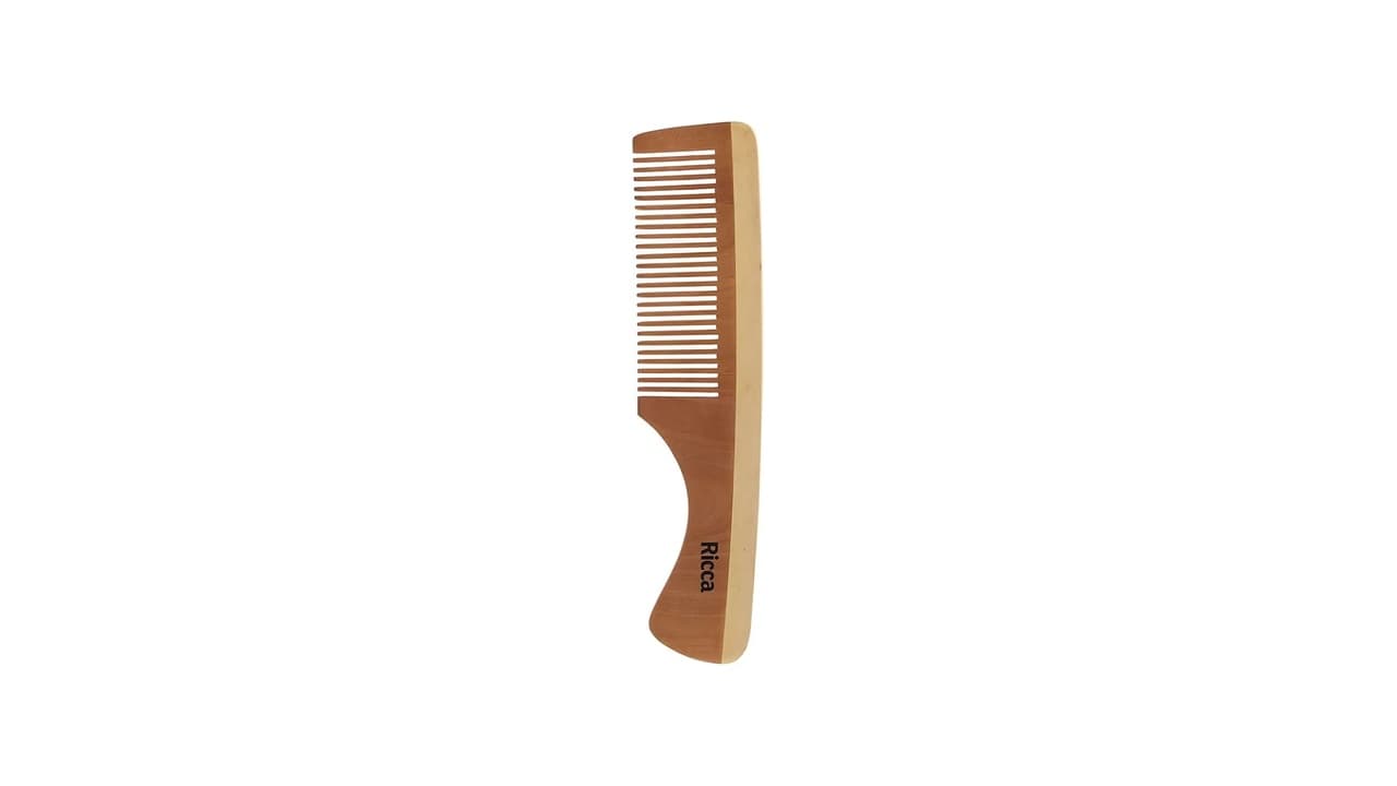 Qual o Melhor Pente de Madeira? 10 Modelos Antifrizz para Cabelos Lisos e Cacheados